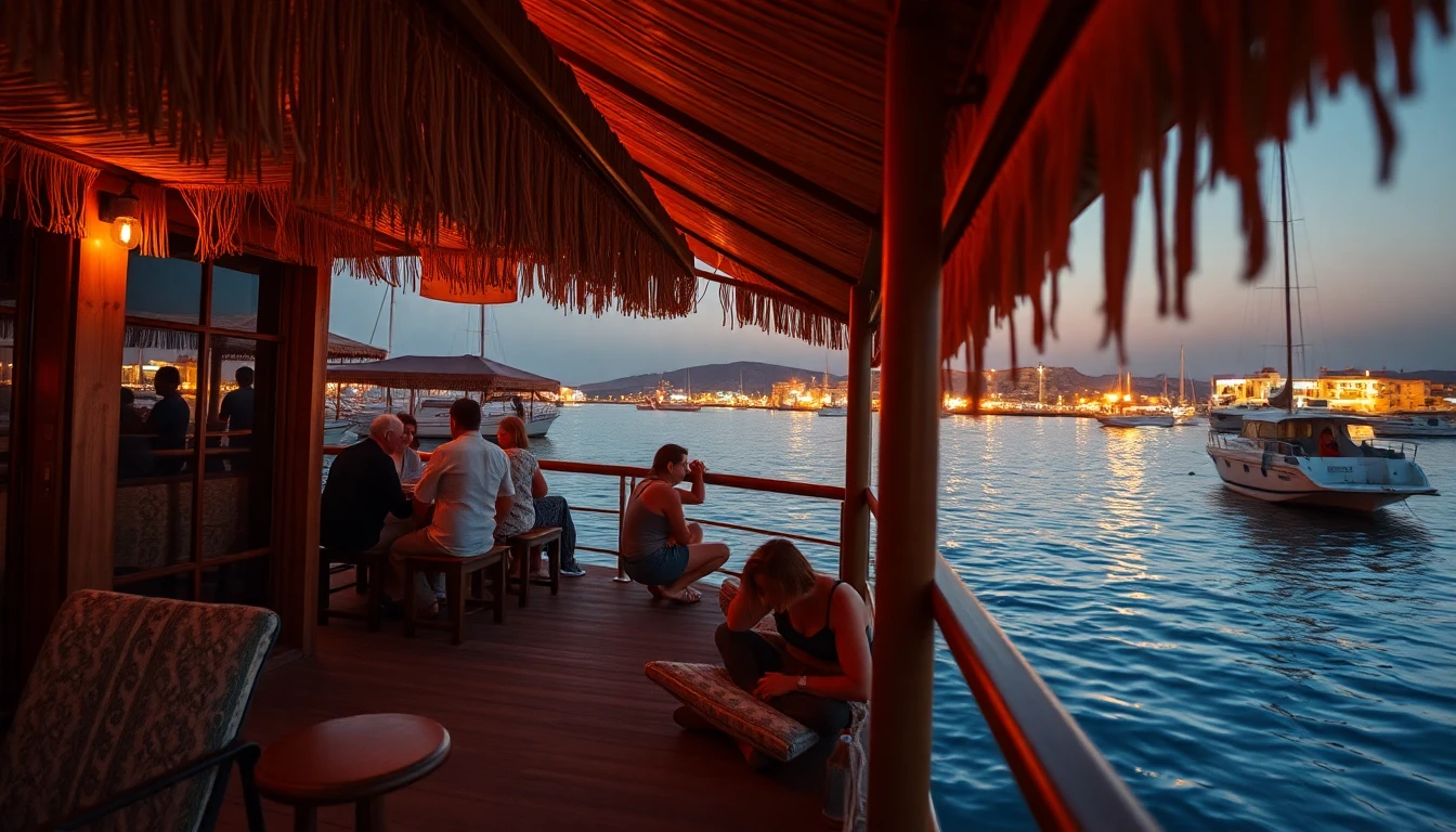 Panoramablick auf den Hafen von Hurghada mit zahlreichen Ausflugsbooten